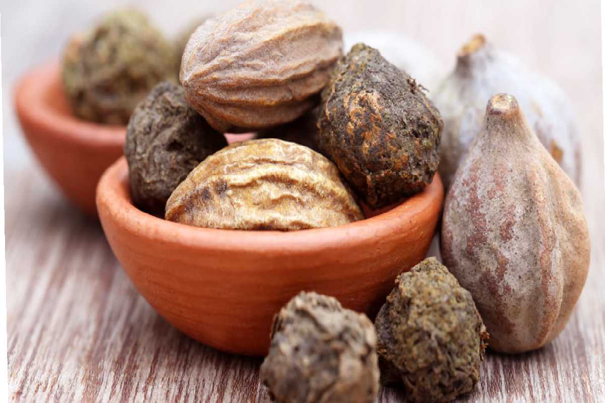 Benefits of Triphala Powder for Health