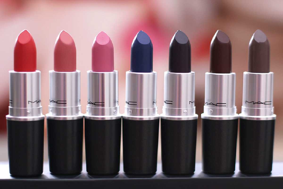 Matte MAC Lipstick swatches