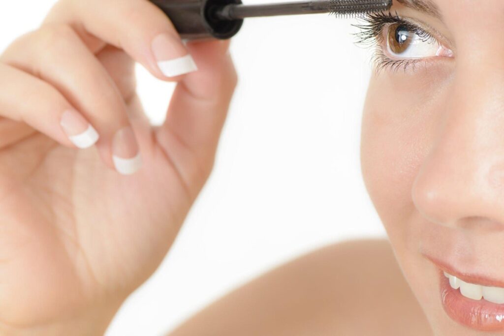 How Long Does A Lash Lift Last? You Should Understand Before Getting a Lash Lift